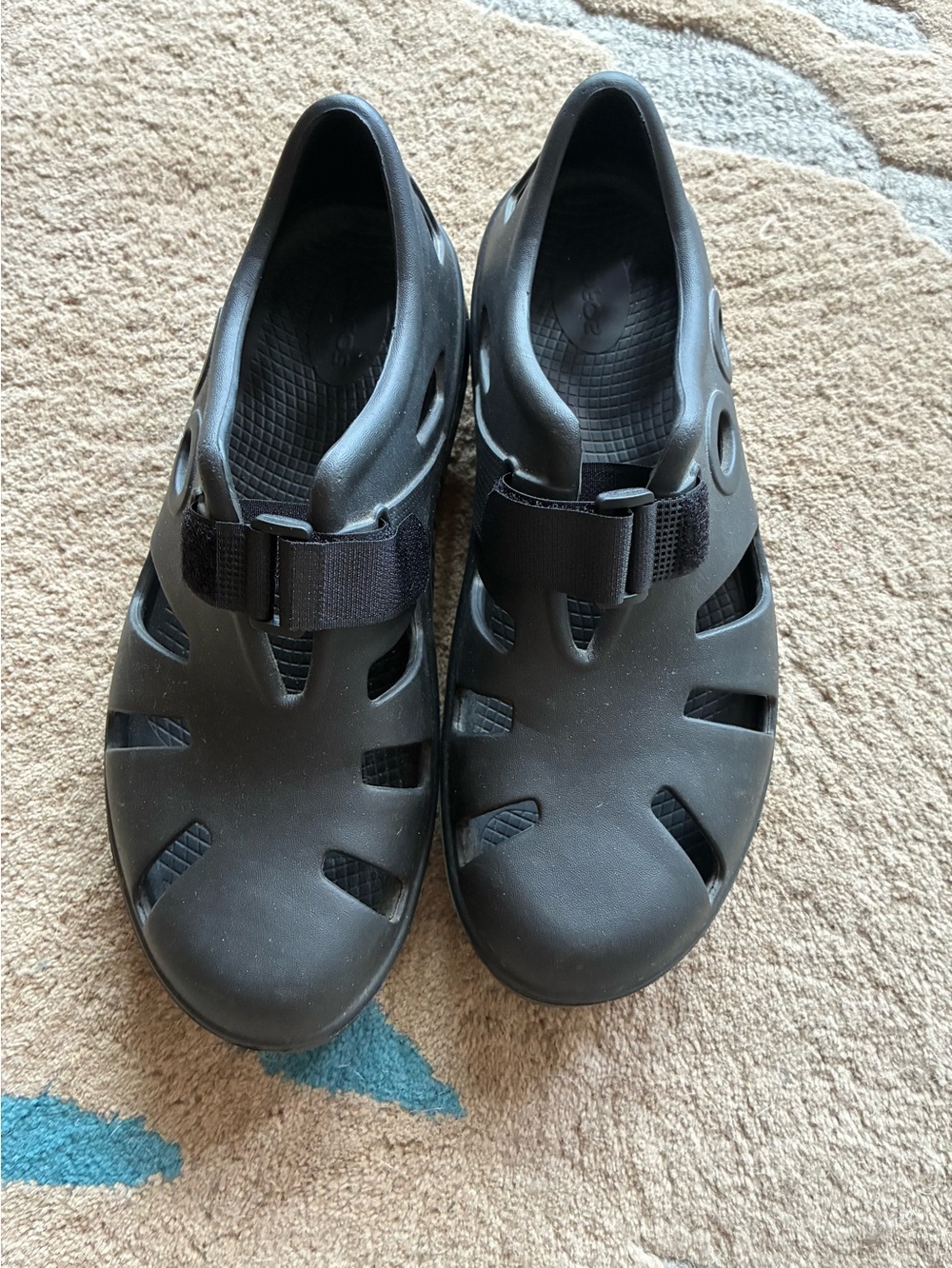 OOFOS Black Men's Water-Friendly Slip-On Sandals with Adjustable Strap. Unisex.